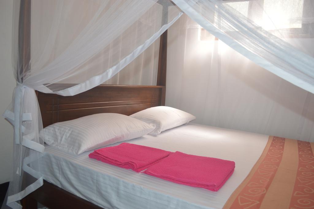 Chamod Holiday Home Tangalle Exteriör bild