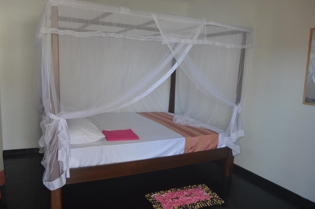 Chamod Holiday Home Tangalle Exteriör bild
