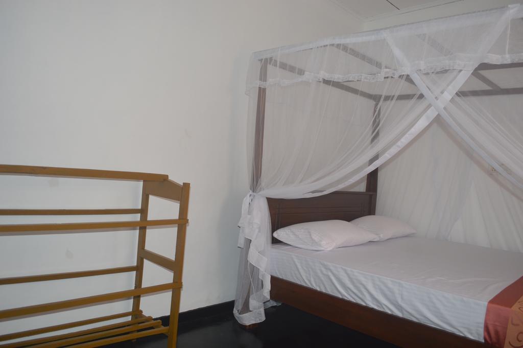 Chamod Holiday Home Tangalle Exteriör bild